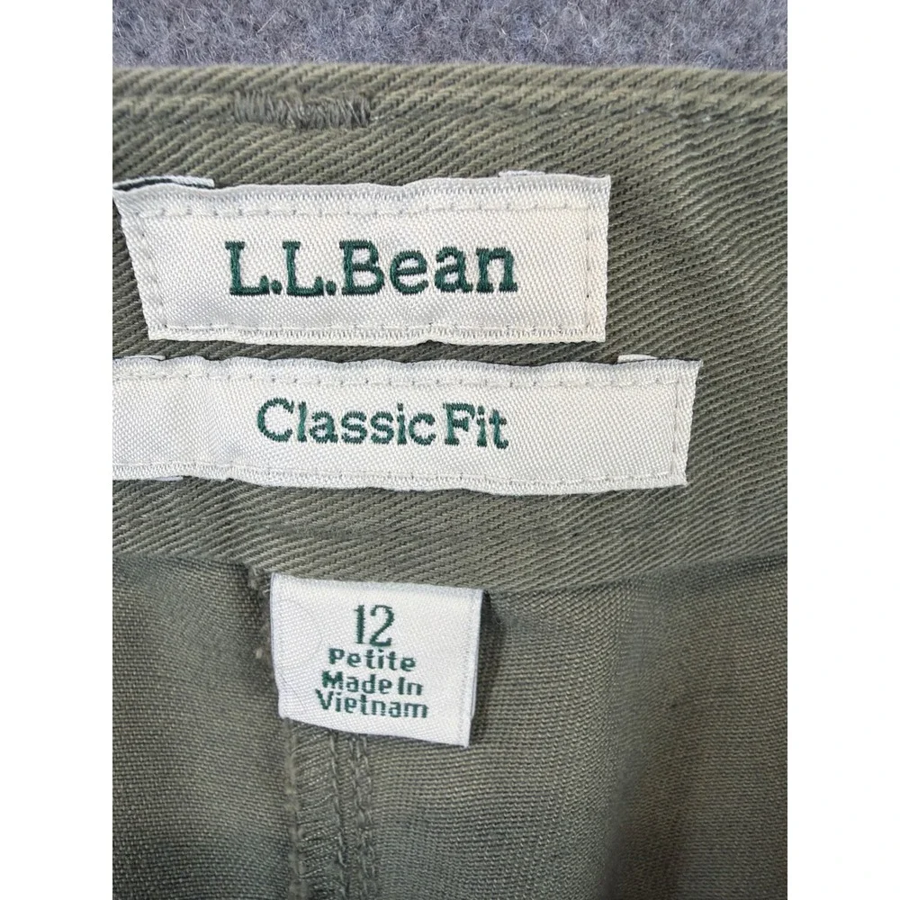 LL Bean Chino Pants Women 12P Olive Green Classic Fit Straight Leg Stretch Waist